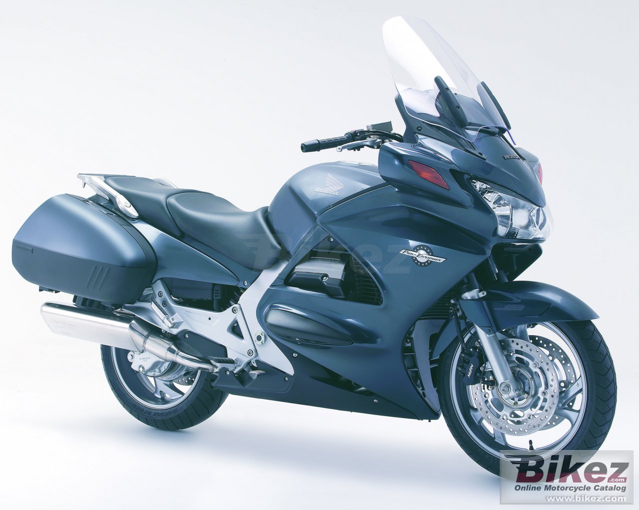 Big Honda paneuropean picture and wallpaper from Bikez.com